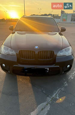 Внедорожник / Кроссовер BMW X5 2010 в 