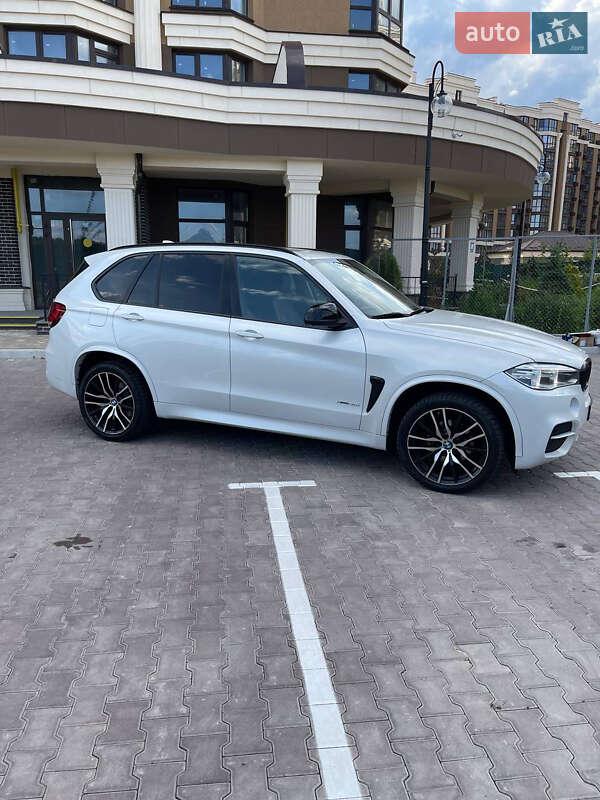 Внедорожник / Кроссовер BMW X5 2015 в Киеве