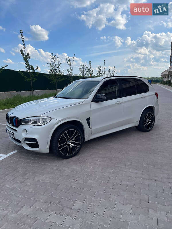 Внедорожник / Кроссовер BMW X5 2015 в Киеве