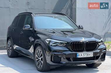 Внедорожник / Кроссовер BMW X5 2022 в 
