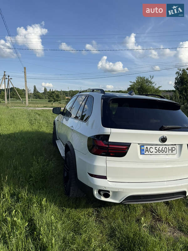 Позашляховик / Кросовер BMW X5 2012 в Луцьку