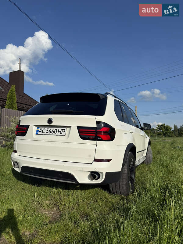 Позашляховик / Кросовер BMW X5 2012 в Луцьку