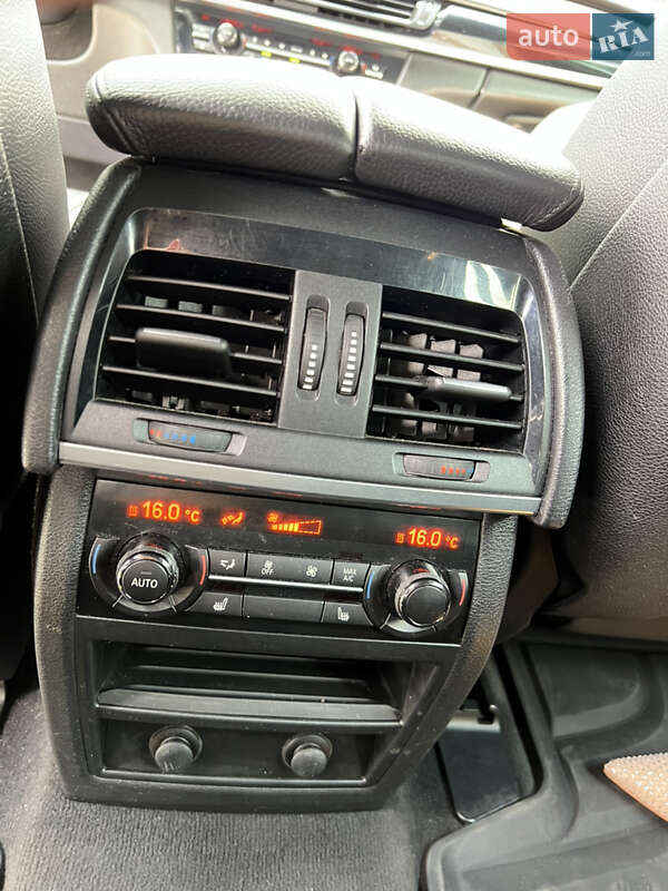 Внедорожник / Кроссовер BMW X5 2013 в Днепре