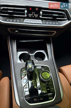 Внедорожник / Кроссовер BMW X5 2021 в 