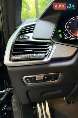 Внедорожник / Кроссовер BMW X5 2021 в 