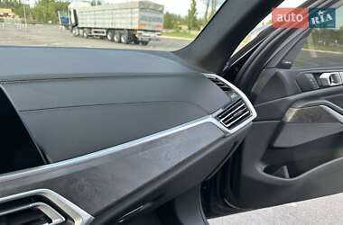 Внедорожник / Кроссовер BMW X5 2019 в 