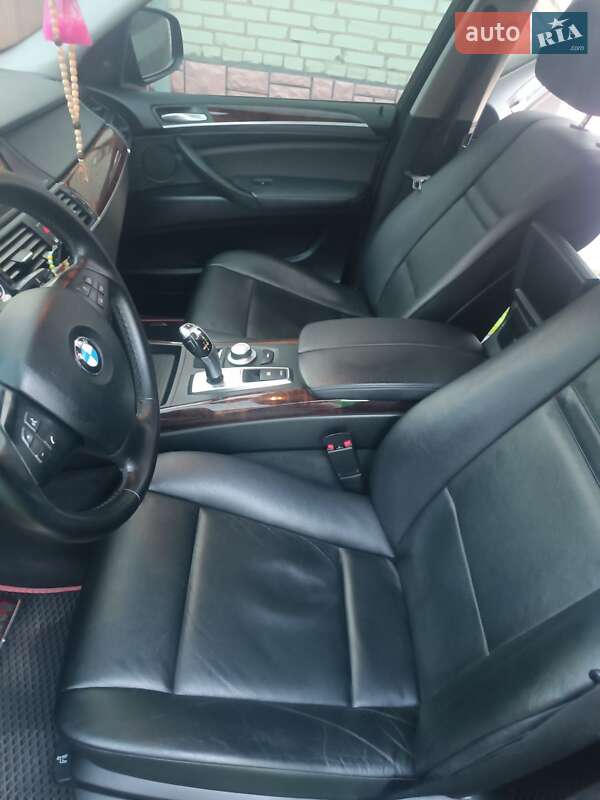 Внедорожник / Кроссовер BMW X5 2009 в Иваничах
