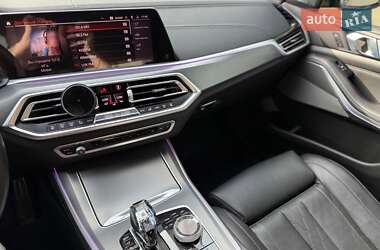 Внедорожник / Кроссовер BMW X5 2020 в 
