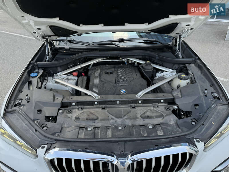 Позашляховик / Кросовер BMW X5 2019 в Дніпрі