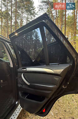Позашляховик / Кросовер BMW X5 2002 в 