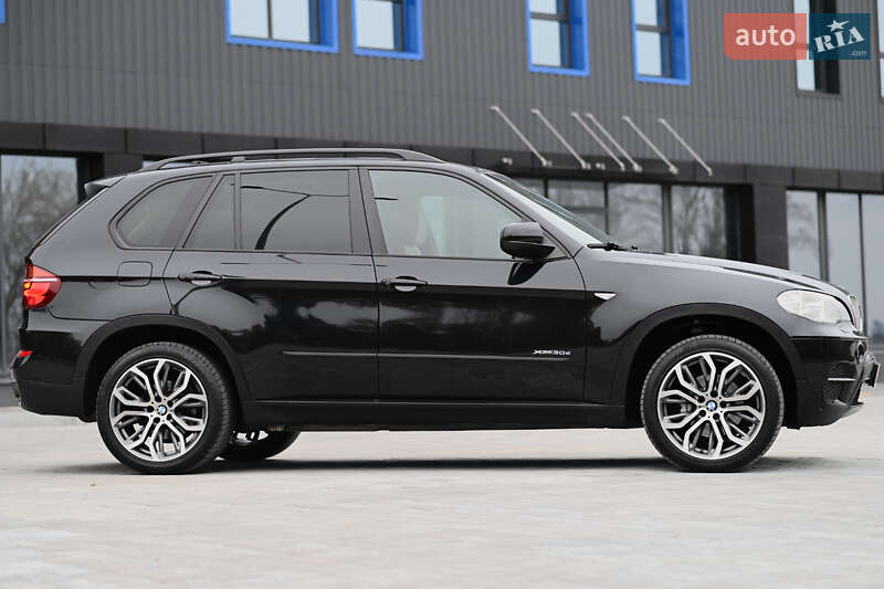 Внедорожник / Кроссовер BMW X5 2011 в Дубно