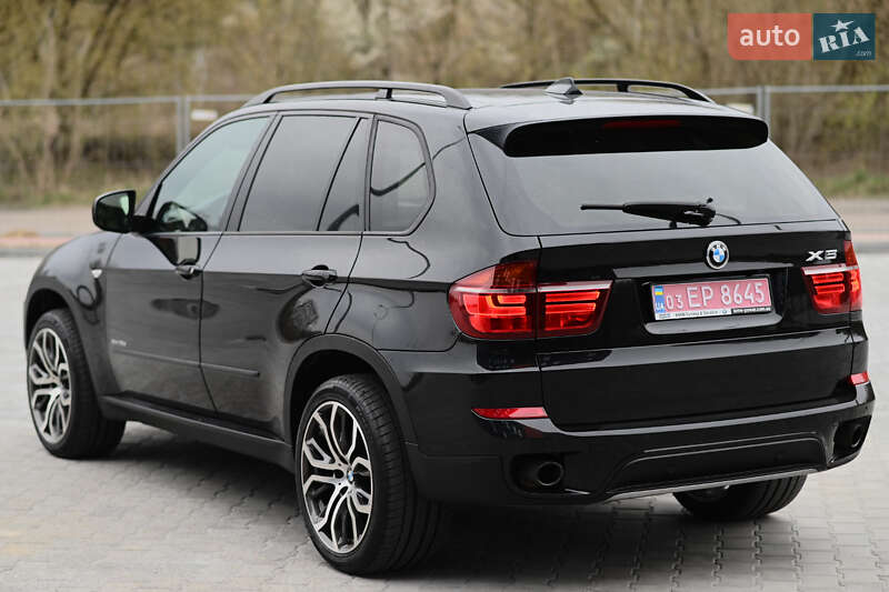 Внедорожник / Кроссовер BMW X5 2011 в Дубно