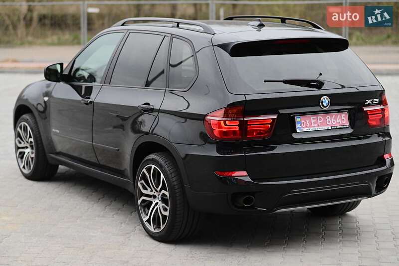 Внедорожник / Кроссовер BMW X5 2011 в Дубно