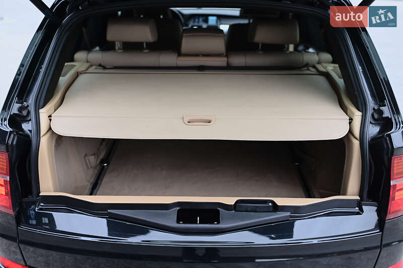Внедорожник / Кроссовер BMW X5 2011 в Дубно