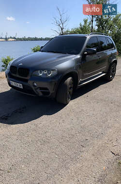 Внедорожник / Кроссовер BMW X5 2011 в 