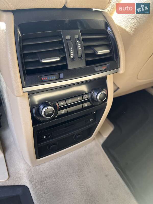Внедорожник / Кроссовер BMW X5 2013 в Днепре