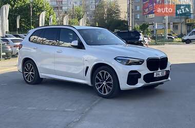 Внедорожник / Кроссовер BMW X5 2022 в 