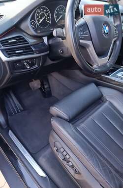 Позашляховик / Кросовер BMW X5 2017 в 
