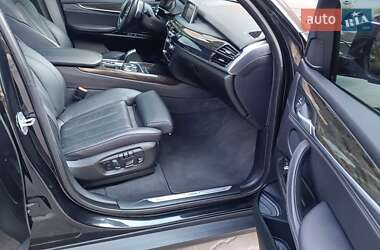 Позашляховик / Кросовер BMW X5 2017 в 