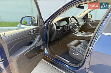 Внедорожник / Кроссовер BMW X5 2021 в 