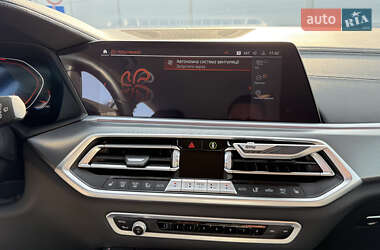 Внедорожник / Кроссовер BMW X5 2021 в 