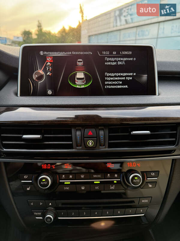 Внедорожник / Кроссовер BMW X5 2014 в Полтаве