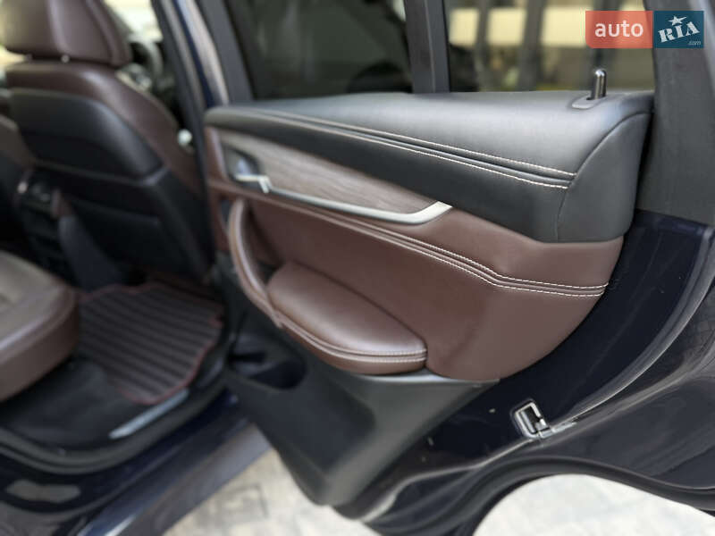 Внедорожник / Кроссовер BMW X5 2014 в Иршаве