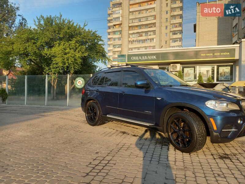 Внедорожник / Кроссовер BMW X5 2012 в Львове