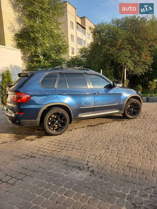 Внедорожник / Кроссовер BMW X5 2012 в Львове