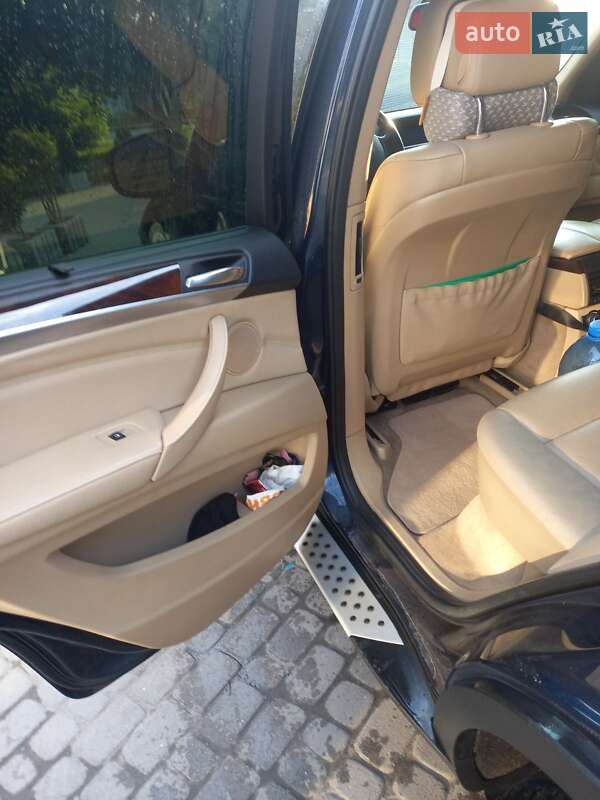 Внедорожник / Кроссовер BMW X5 2012 в Львове