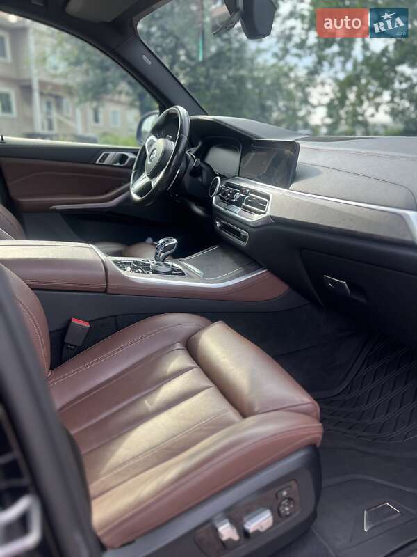 Внедорожник / Кроссовер BMW X5 2019 в Киеве