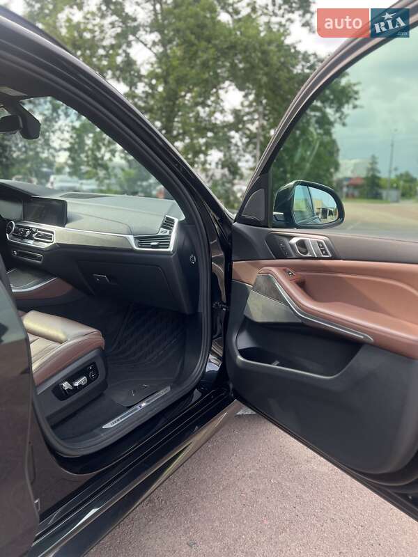 Внедорожник / Кроссовер BMW X5 2019 в Киеве