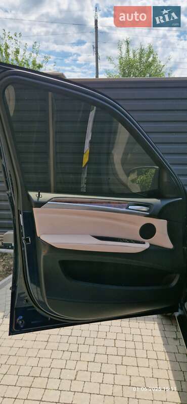Внедорожник / Кроссовер BMW X5 2011 в Виннице