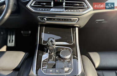 Внедорожник / Кроссовер BMW X5 2019 в 