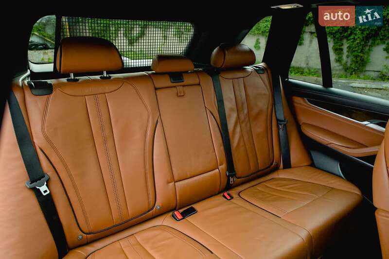 Позашляховик / Кросовер BMW X5 2015 в Києві