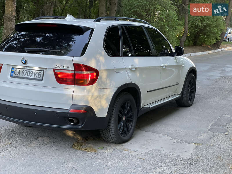 Внедорожник / Кроссовер BMW X5 2009 в Бершади