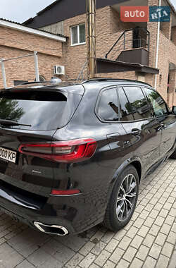 Внедорожник / Кроссовер BMW X5 2019 в 