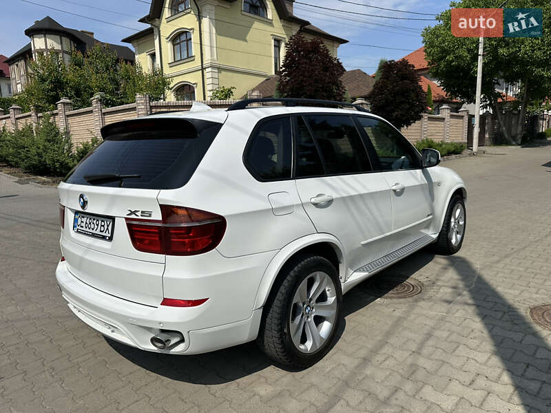 Внедорожник / Кроссовер BMW X5 2012 в Черновцах