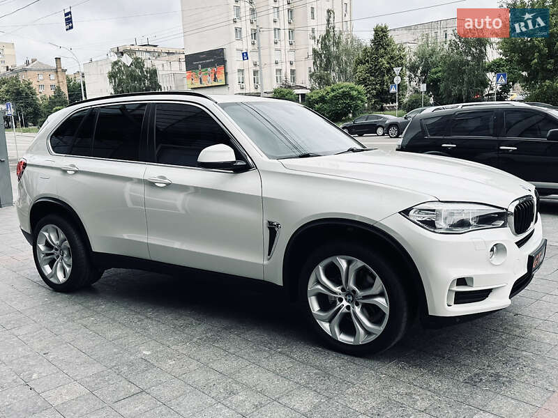 Позашляховик / Кросовер BMW X5 2015 в Києві