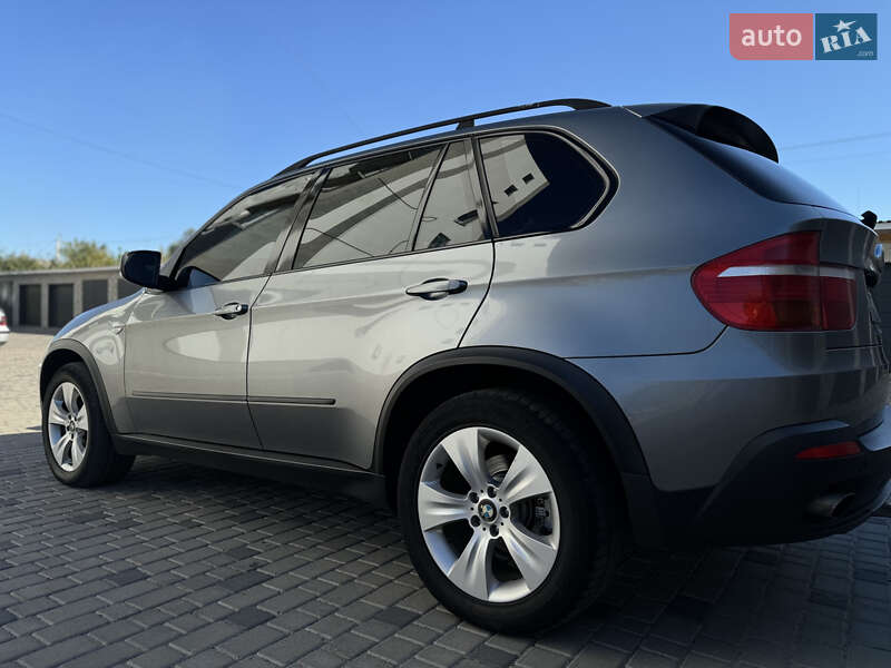 Внедорожник / Кроссовер BMW X5 2007 в Березному
