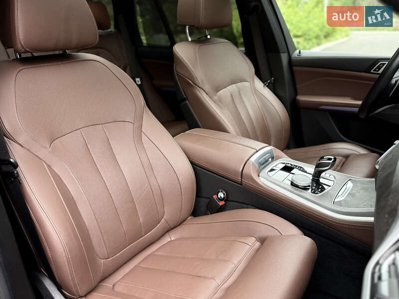 Внедорожник / Кроссовер BMW X5 2020 в Одессе