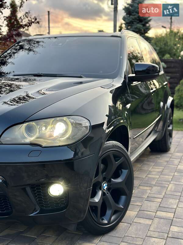 Позашляховик / Кросовер BMW X5 2010 в Вінниці