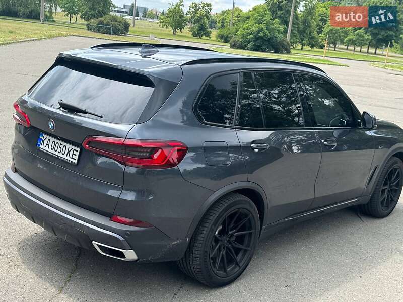 Внедорожник / Кроссовер BMW X5 2019 в Киеве