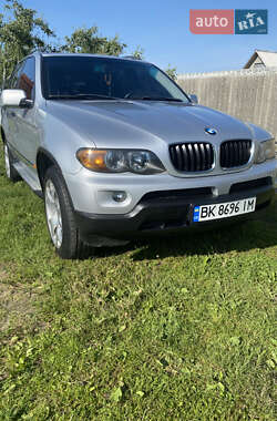 Внедорожник / Кроссовер BMW X5 2004 в Вараше