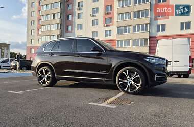 Позашляховик / Кросовер BMW X5 2014 в 