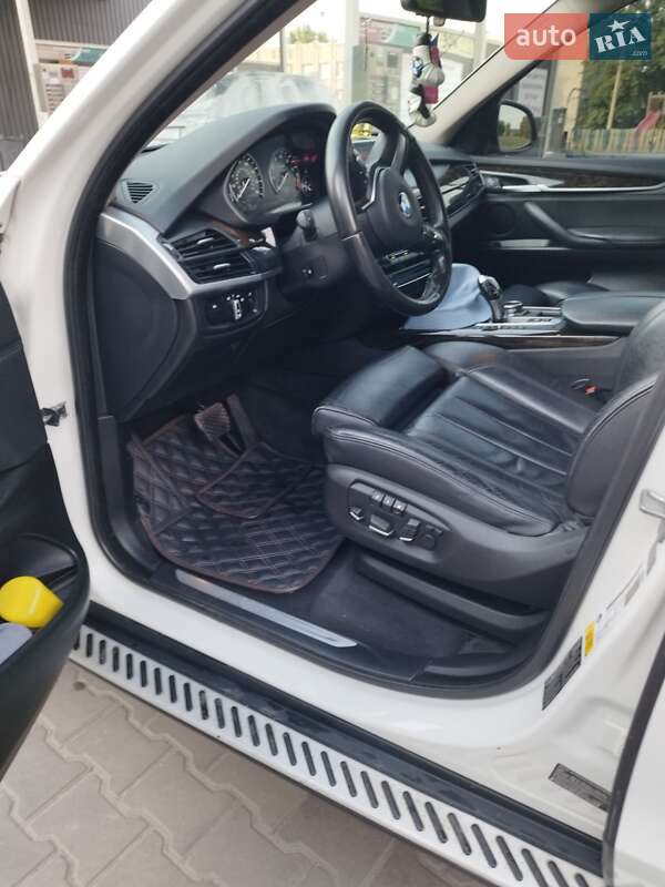 Внедорожник / Кроссовер BMW X5 2014 в Днепре