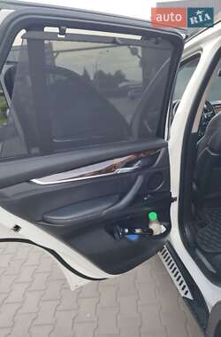 Внедорожник / Кроссовер BMW X5 2014 в Днепре