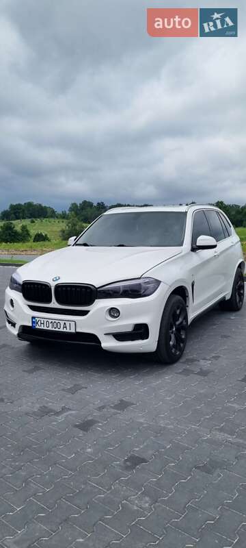 Внедорожник / Кроссовер BMW X5 2014 в Киеве