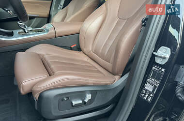 Внедорожник / Кроссовер BMW X5 2022 в 