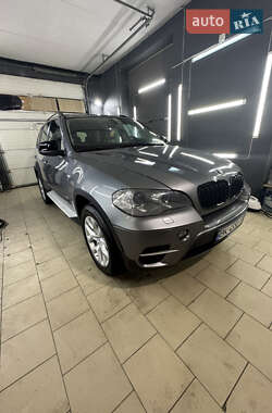 Позашляховик / Кросовер BMW X5 2013 в Рівному
